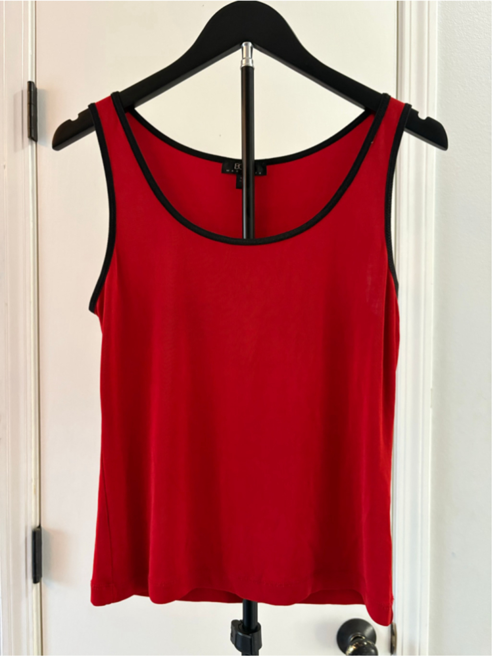 Vintage BCBG Max Azria Red Slinky Knit Tank Top Black Trim Size L USA Made